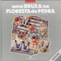 Image of Uma bruxa na floresta de pedra
